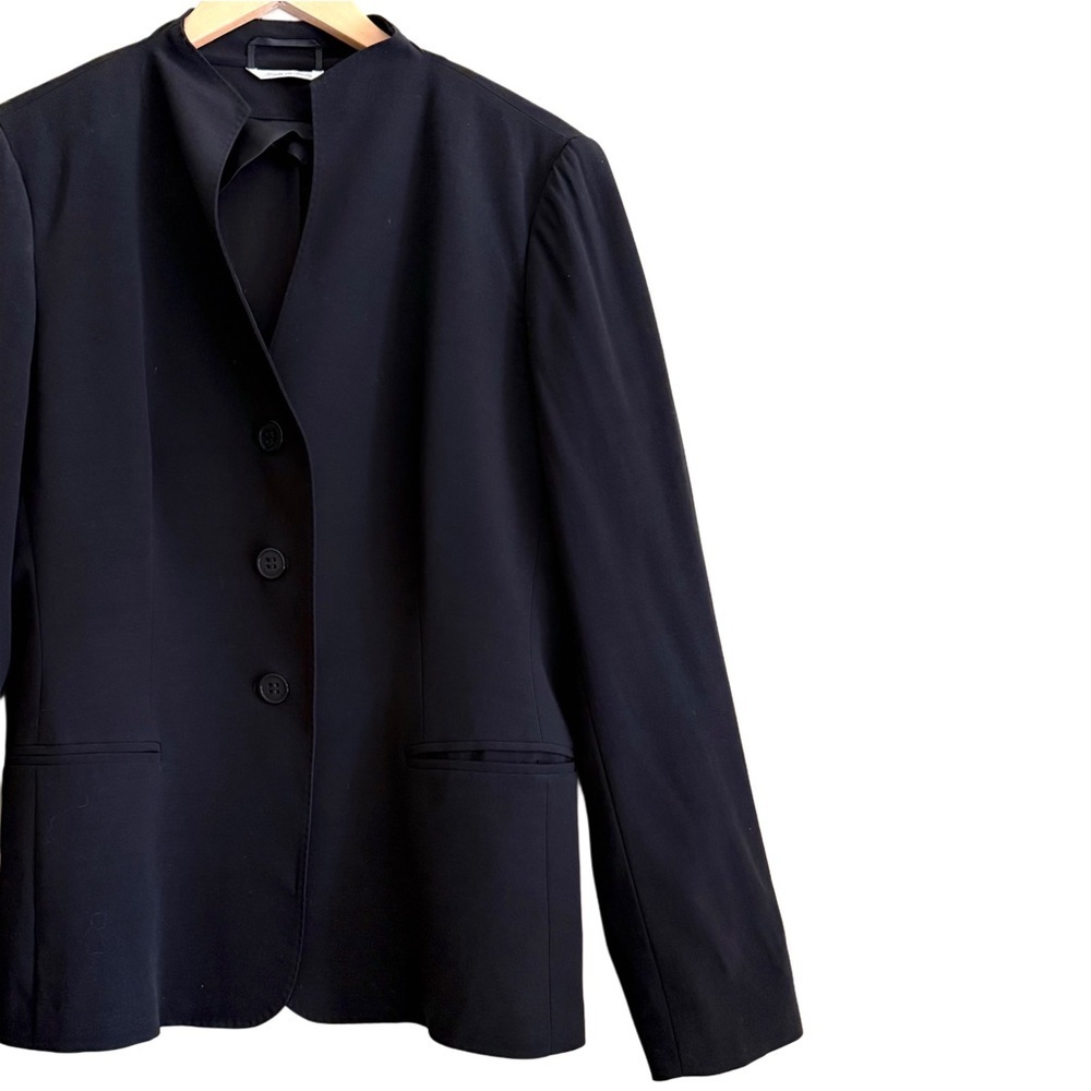 MaxMara Black Minimal Collarless Wool Blazer - Picture 4 of 14